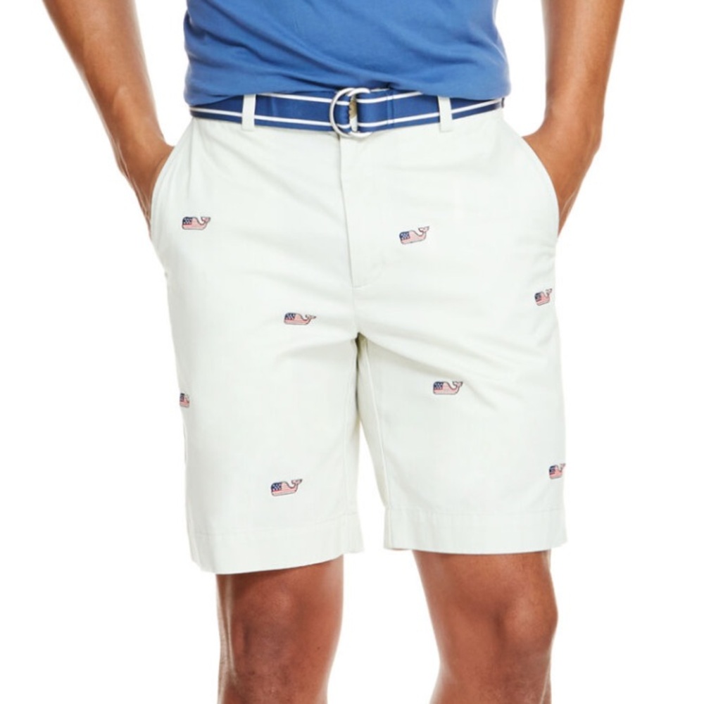 Vineyard Vines patriotic red white blue whale Khaki shorts size 32 men’s